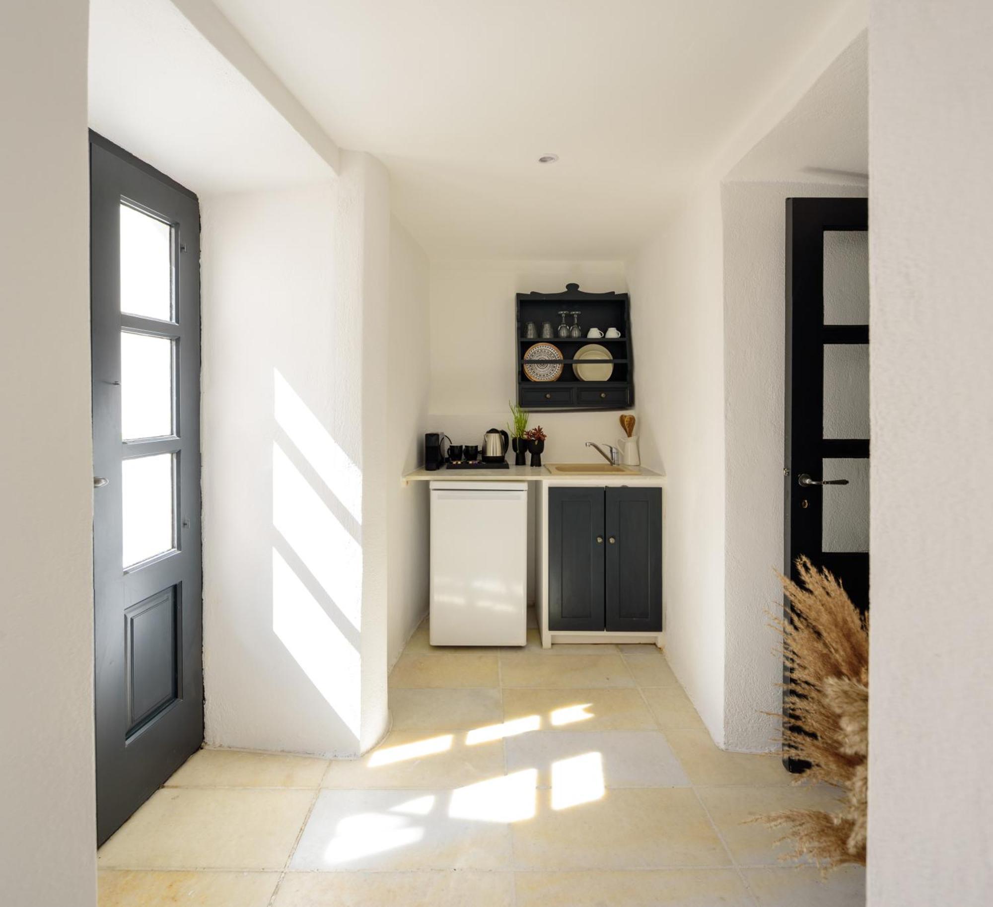 Firalia, Casa In Rock Suites Phòng bức ảnh